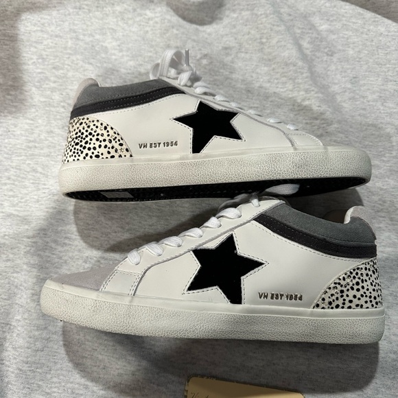 Brand new Vintage Havana sneakers. - Picture 6 of 6